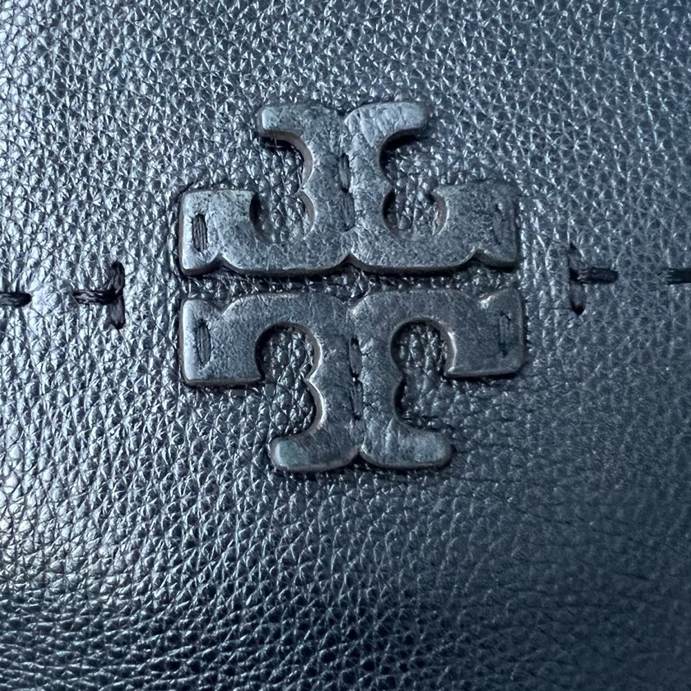 Tory Burch Thea Camera Crossbody Black Bag - Picture 9 of 12